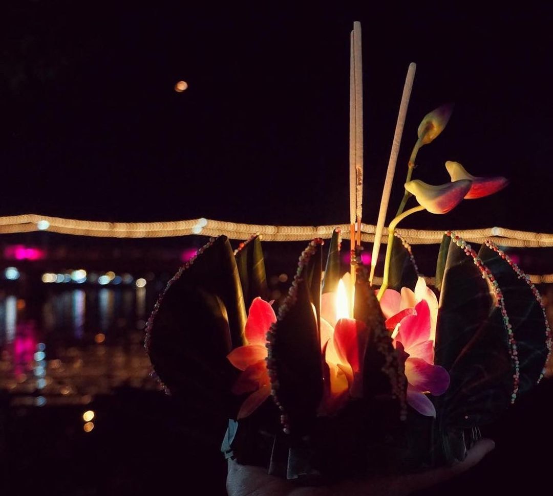 Festival Yee Peng y Loy Krathong ofrenda