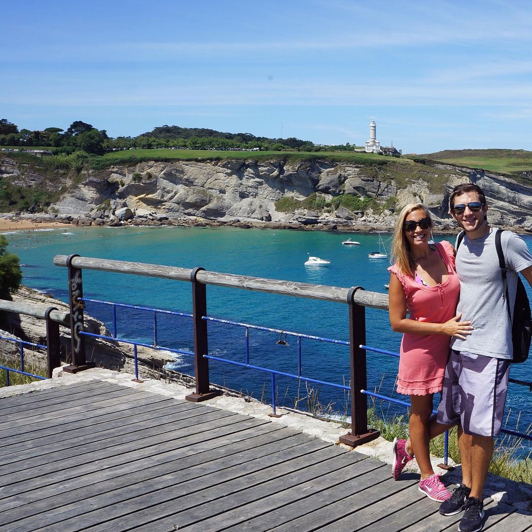 Faro de Cabo Mayor y playa de Mataleñas