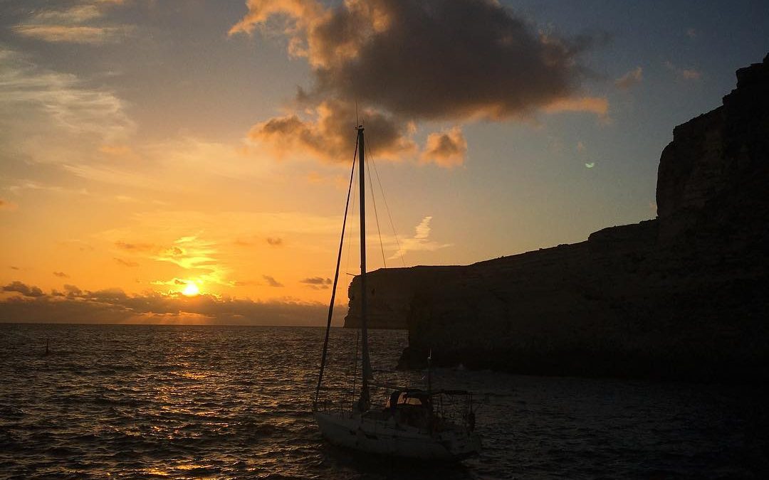 Un hermoso atardecer en Xlendi-Gozo!