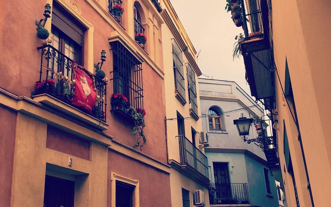 Conociendo Sevilla !!! Lo lindas que son sus calles ! ******...